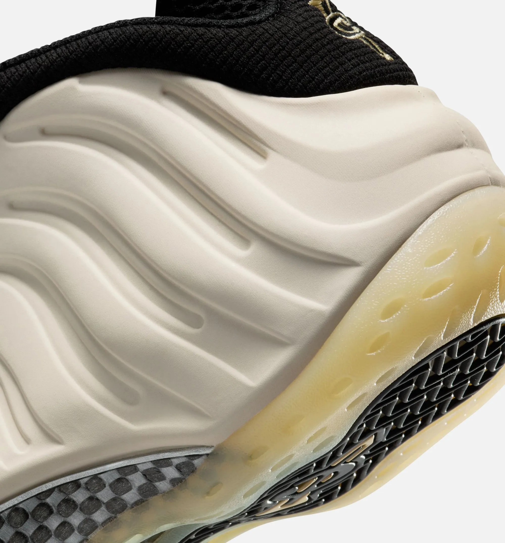 Air Foamposite One Light Orewood Mens Lifestyle Shoe - Black/Team Gold/Orewood Brown Chrome Free Shipping