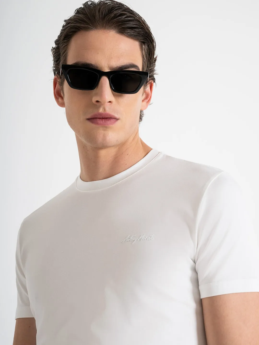 Antony Morato Men White Solid Round Neck Short Sleeves T-Shirt