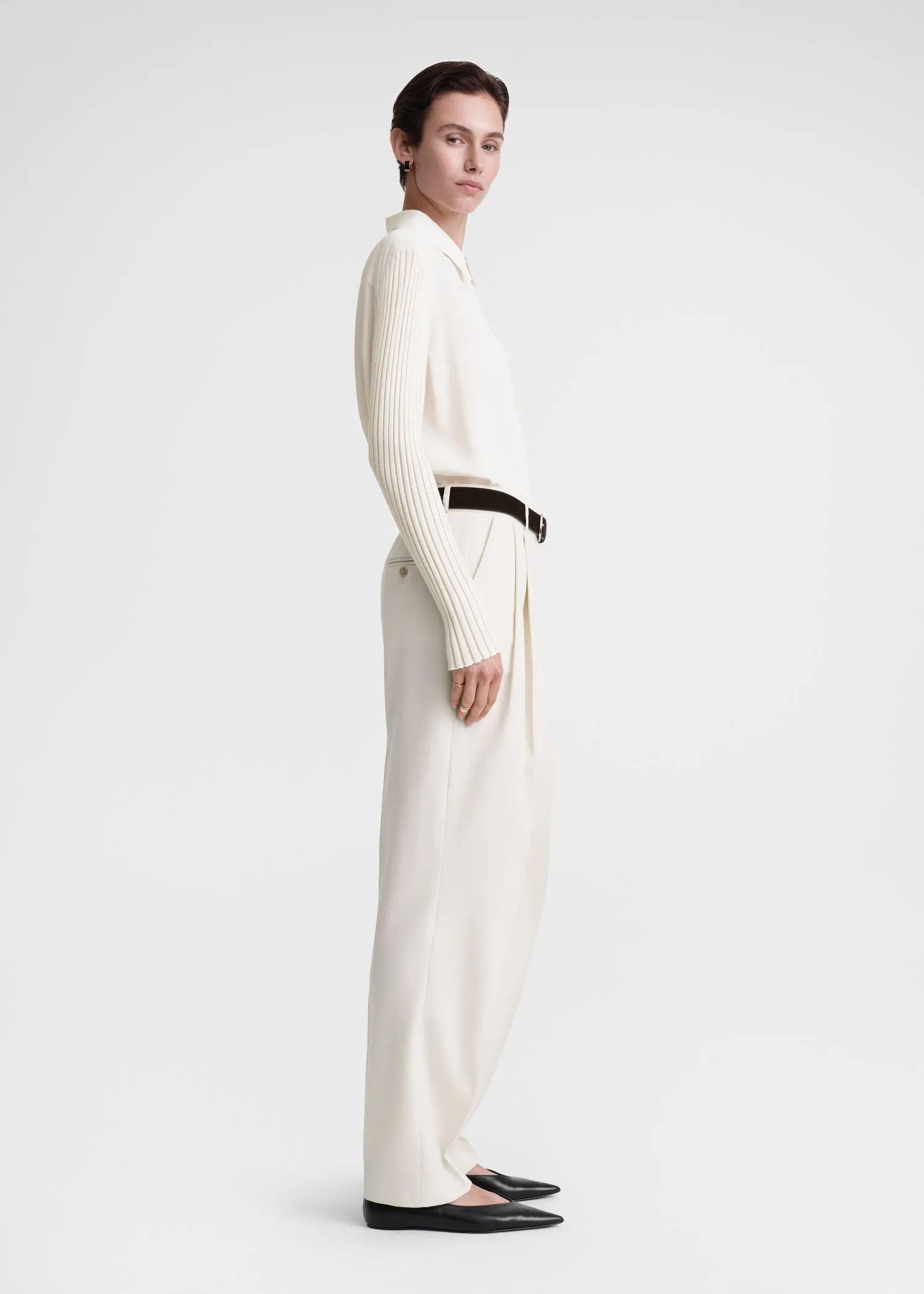 Double-pleated tailored trousers snow