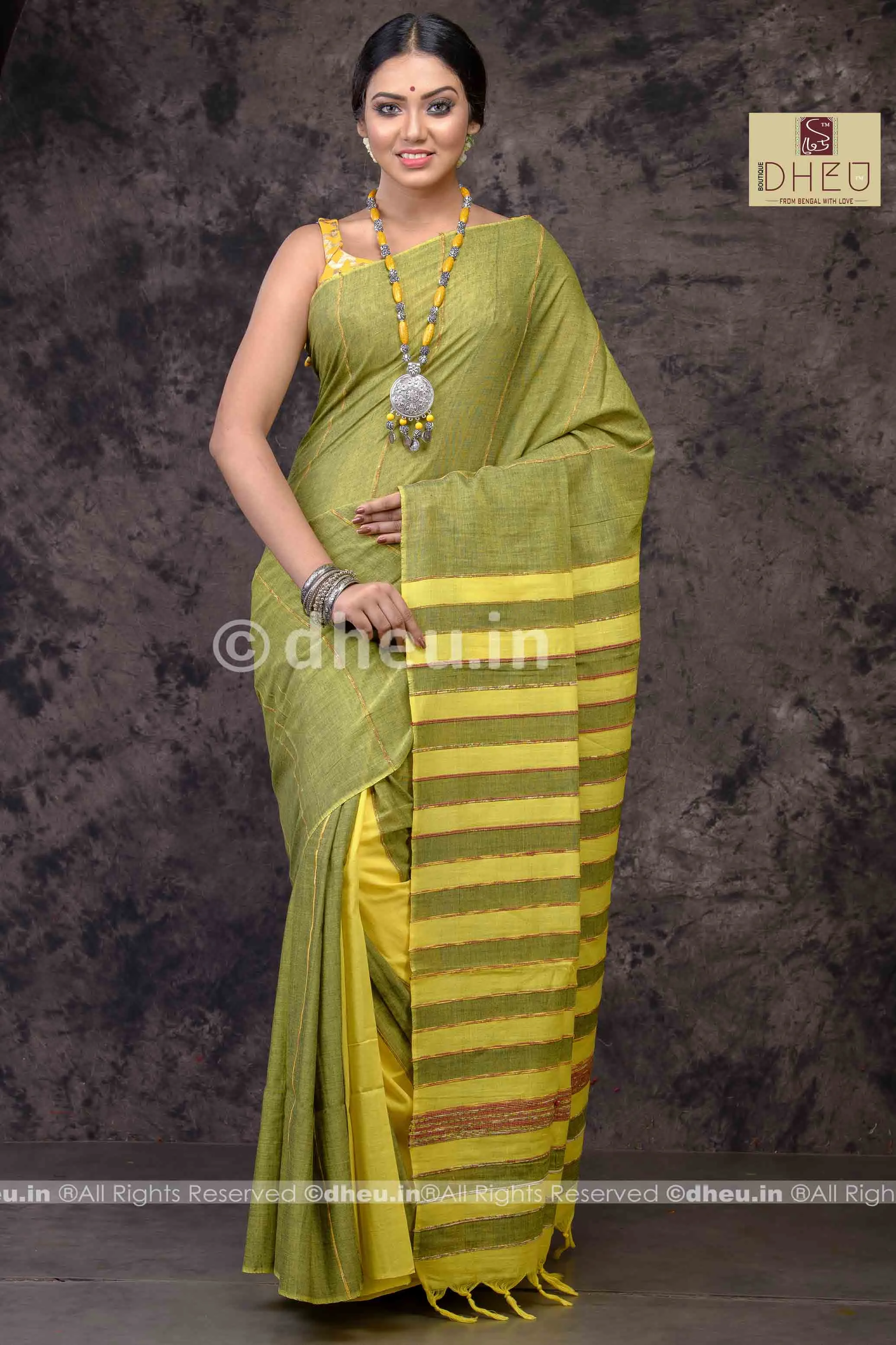 Hara Vara-Handloom Pure Cotton Saree-Kurta Couple Set