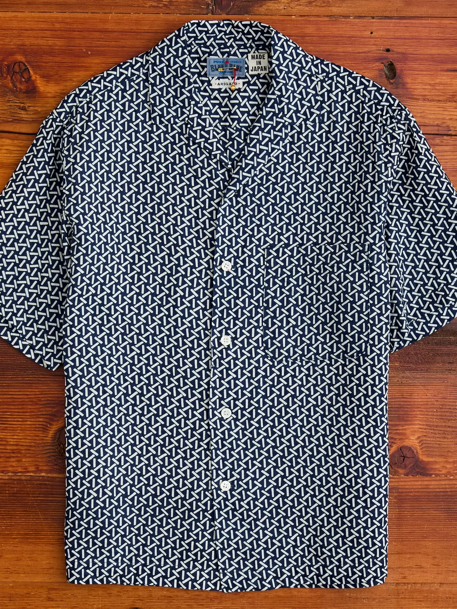 "Yama-Komon" Bassen Short Sleeve Shirt in Indigo